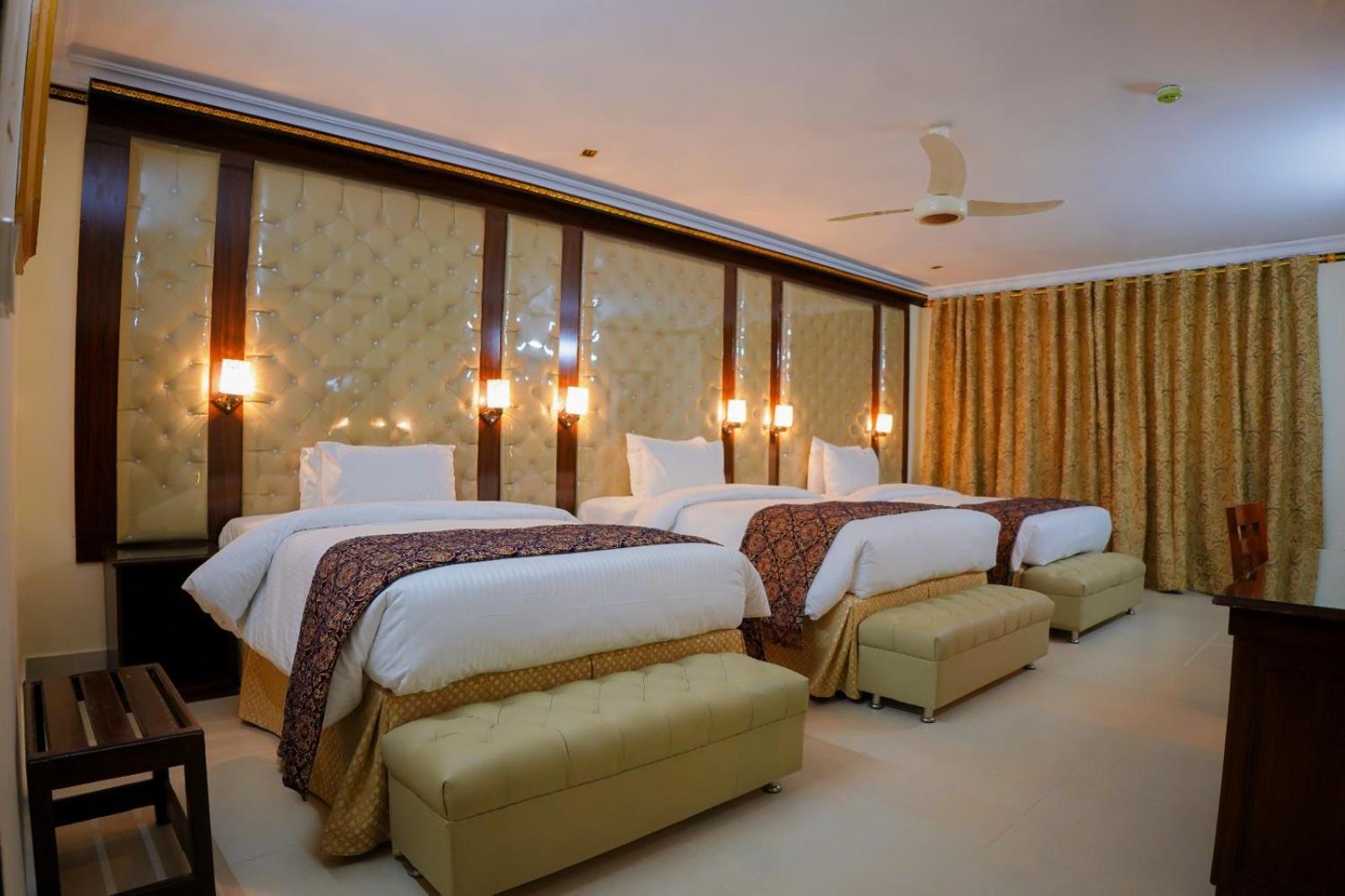 Indus Hotel Hyderabad Exterior foto